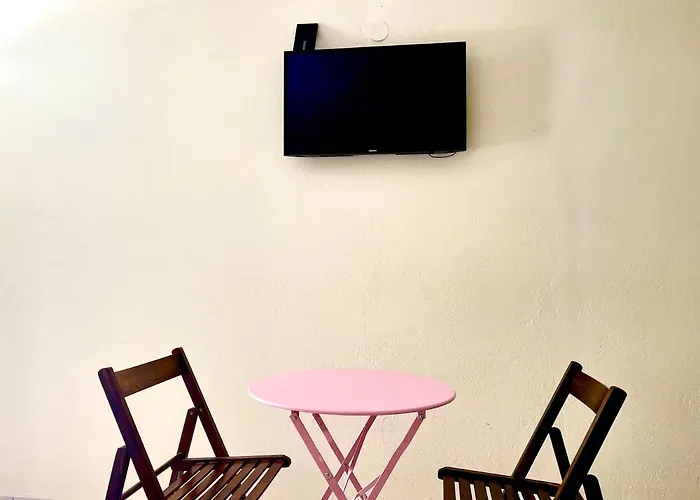 Legacy Lux By The Airport & Beach